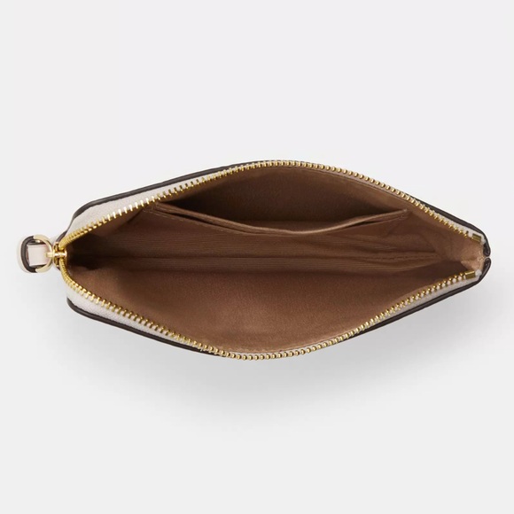 Coach Corner Zip Wristlet with Heart Print in Gold/Chalk Multi Coated Canvas NWT - Picture 2 of 11